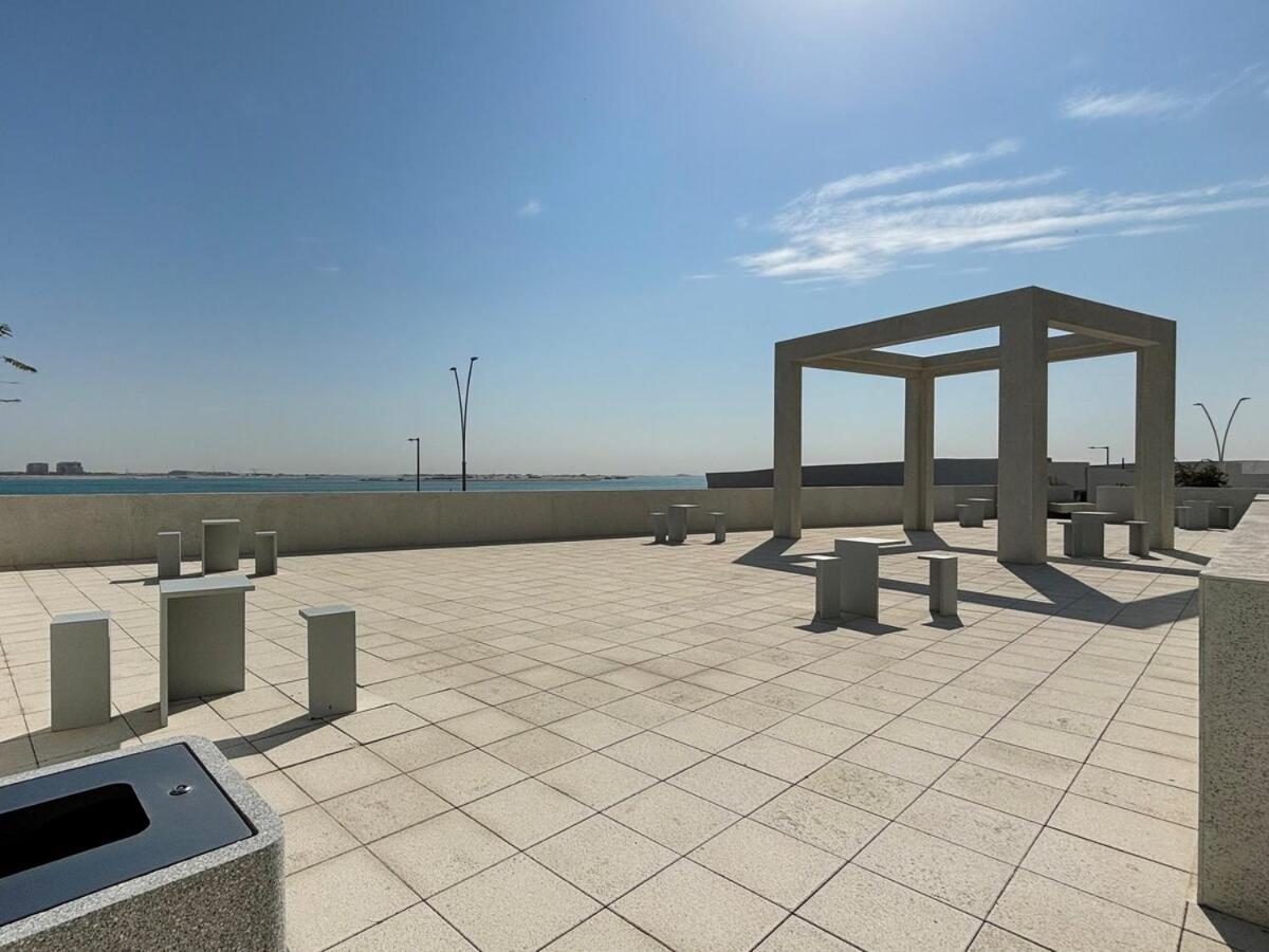 Private - Sea Views - Beachfront - Paddle - Heart Of Al Reem Island - Pixel - Luxurious Modern Elegance Apartment Abu Dhabi